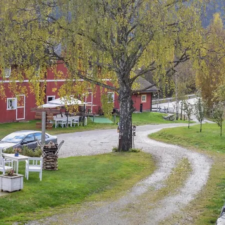Apartment Amazing In W/ Wifi And 1 Bedrooms